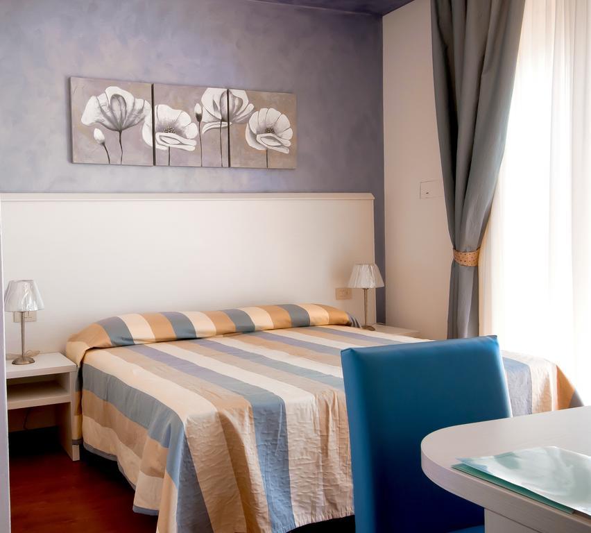 Hotel Telenia Lido di Jesolo Exterior foto